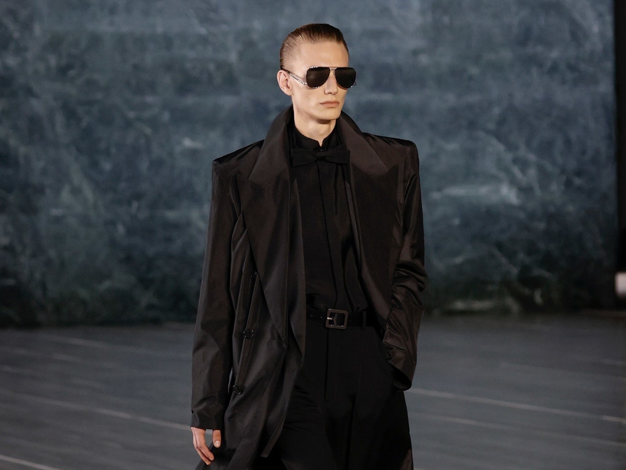Saint Laurent Spring 2024 Menswear: Định nghĩa mới về thời trang nam
