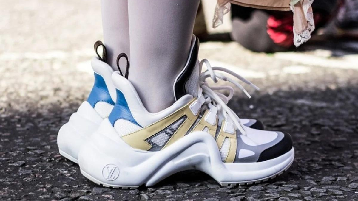 Soi đồ hiệu: 6 mẹo nhỏ để xác định Louis Vuitton Archlight Sneakers chính hãng