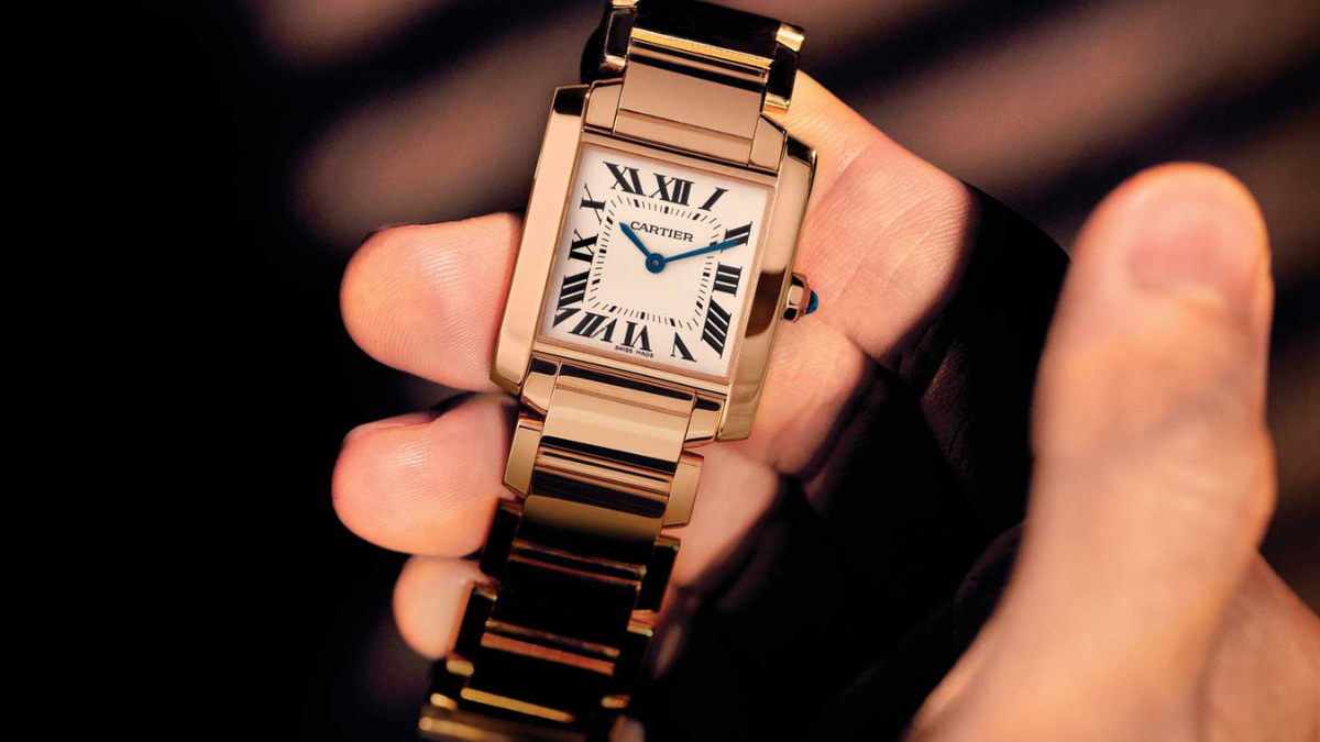 Đồng hồ Cartier Tank - Cảm hứng vượt thời gian từ những cỗ xe tăng
