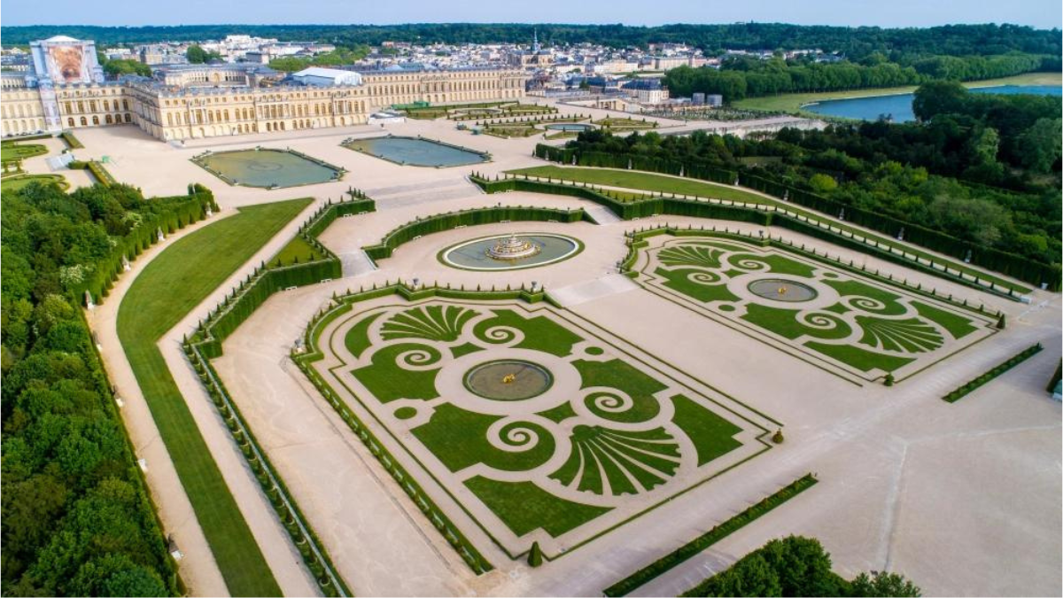 Buổi trình diễn thời trang tiếp theo của Jacquemus sẽ diễn ra tại cung điện Versailles