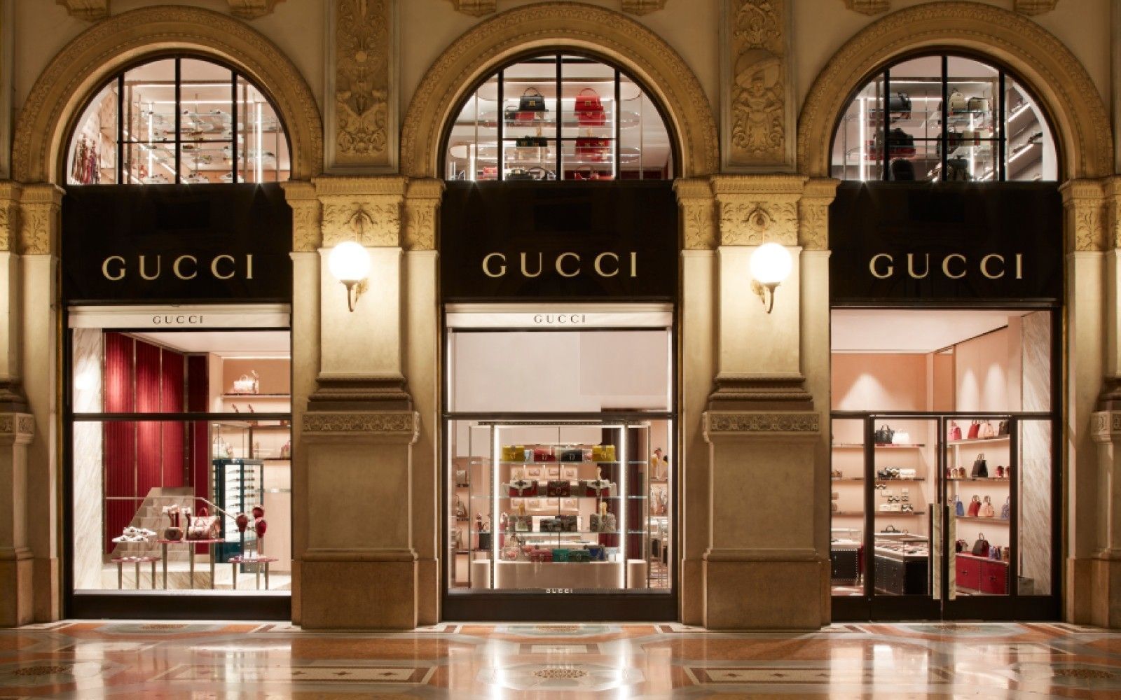 khong-thua-kem-chanel-chanel-gucci-se-mo-cac-cua-hang-cho-gioi-sieu