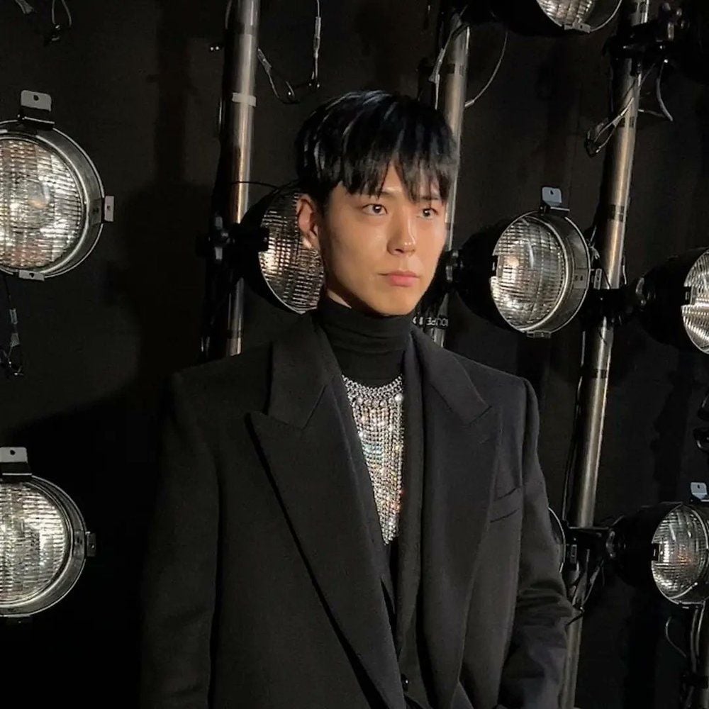 sao-han-do-bo-tuan-le-thoi-trang-gay-bao-mang-xa-hoi