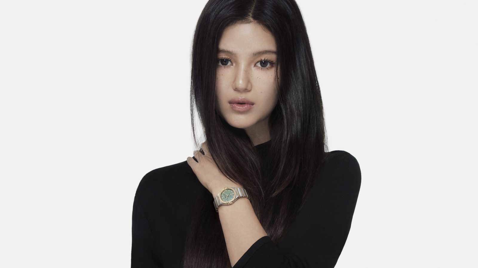 Hinh anh 2: Omega cong bo Danielle (NewJeans) dam nhan vai tro Dai su Toan cau