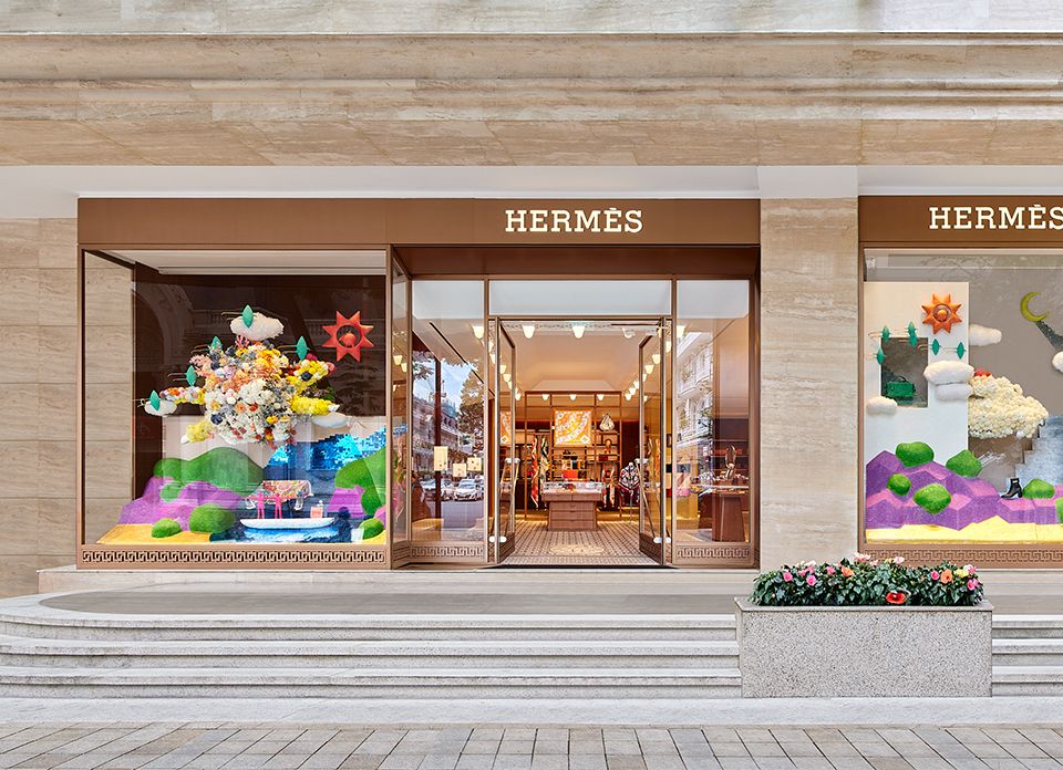 hermes-thuong-4000-usd-cho-nhan-vien-toan-cau-sau-khi-doanh-thu-tang-vot