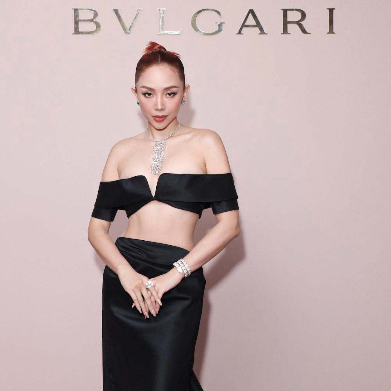 toc-tien-bat-ngo-xuat-hien-tai-high-jewelry-singapore-trunk-show-cua-bvlgari