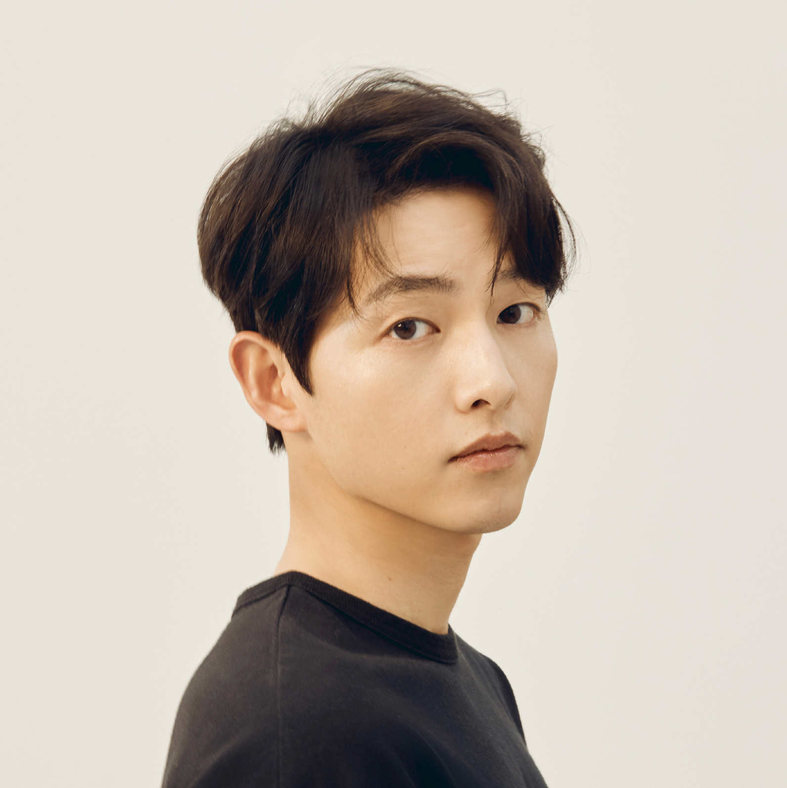 tai-tu-song-joong-ki-chinh-thuc-tro-thanh-tan-dai-su-louis-vuitton