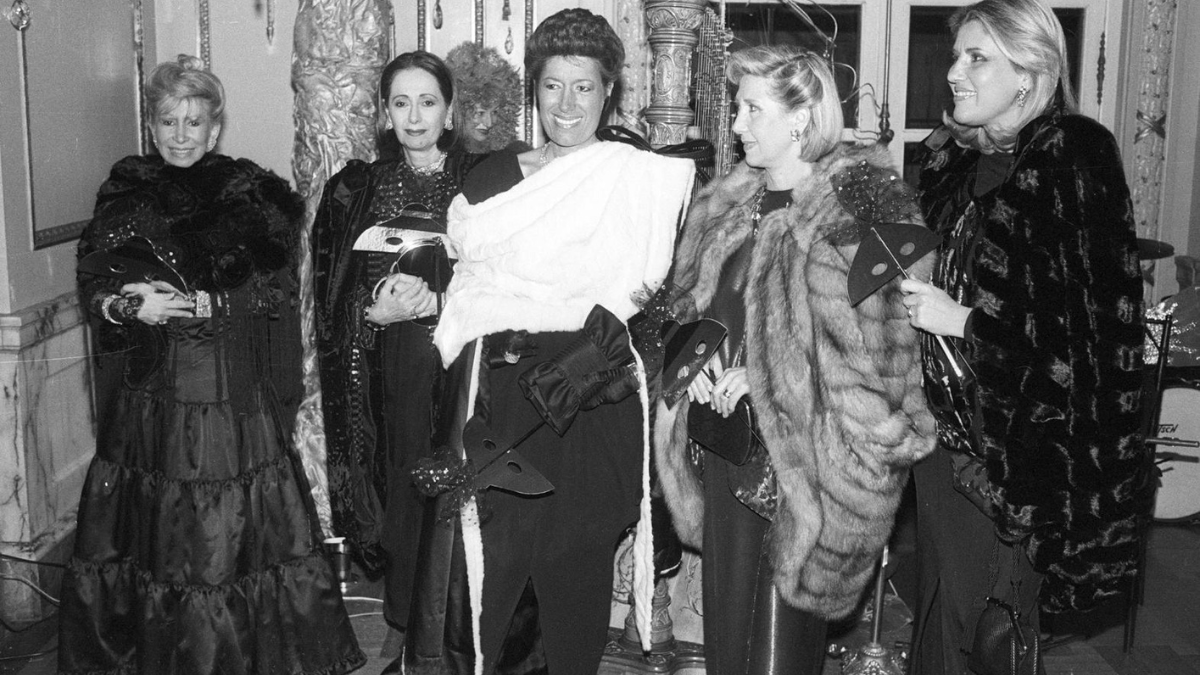 Hinh anh 3: De che thoi trang Fendi: Nhung "bong hong" tai nang cua mot gia toc hung manh