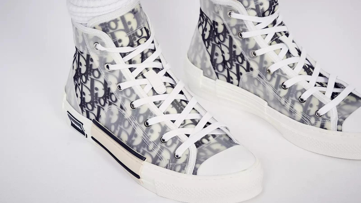 nha-mot-dior-danh-dau-su-tro-lai-cua-thiet-ke-b23-sneakers-trong-mua-t