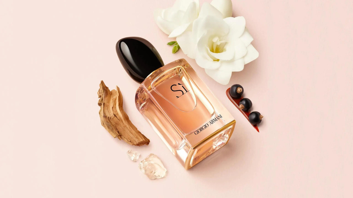 Hinh anh 2: Tan huong huong thom mua xuan voi 6 chai nuoc hoa dac biet quyen ru duoi day