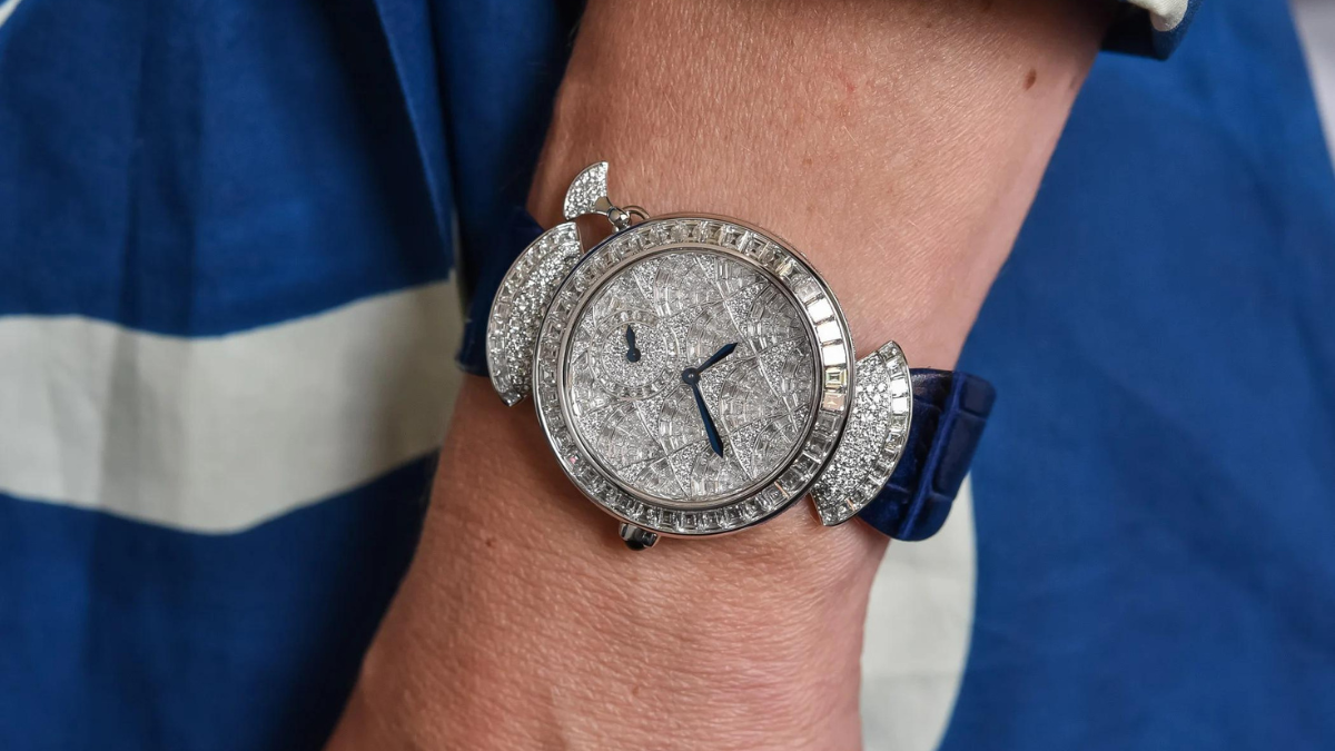 time-is-a-jewel-bst-dong-ho-tua-trang-suc-deo-tay-cua-bvlgari