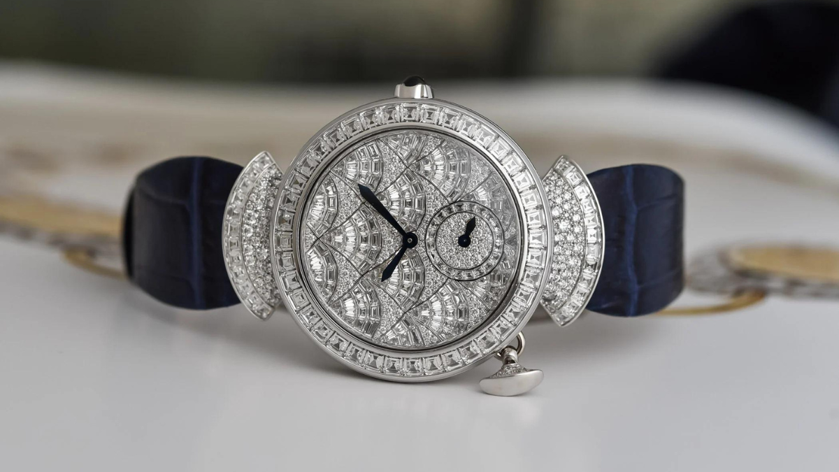 time-is-a-jewel-bst-dong-ho-tua-trang-suc-deo-tay-cua-bvlgari
