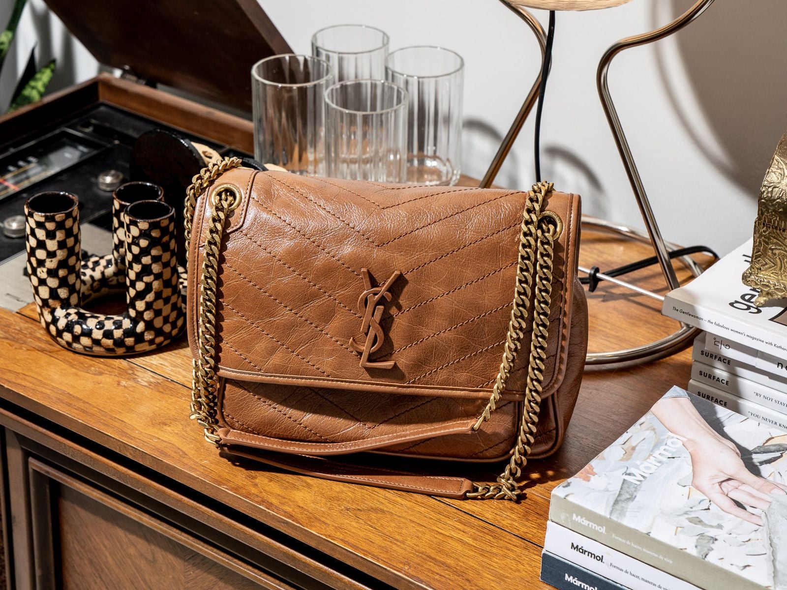 soi-do-hieu-8-meo-nho-de-xac-dinh-ysl-niki-bag-chinh-hang