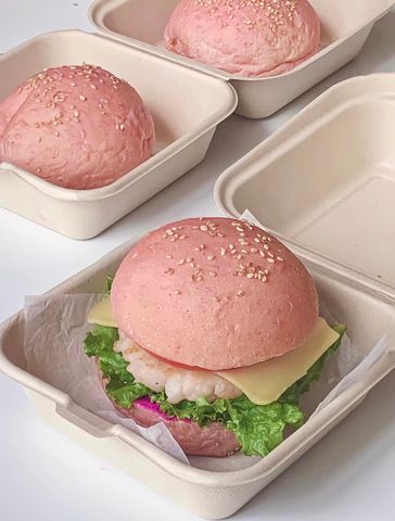 Cách làm Hamburger hồng nhân tôm áp chảo