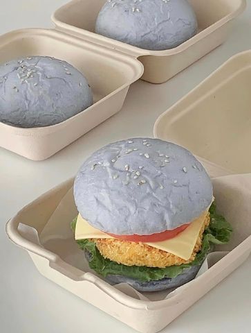 Cách làm hamburger xanh lam nhân tôm chiên