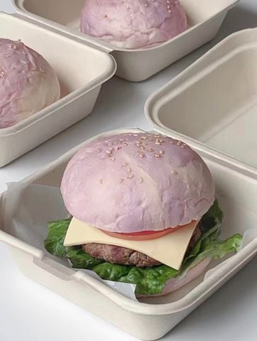 Cách làm bánh Hamburger tím nhân bò bằm