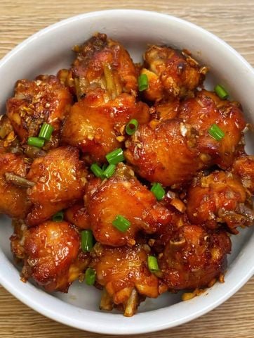 Công thức món ăn ngon , dễ làm cho tiệc tất niên cuối năm  -  Cánh gà chiên mắm