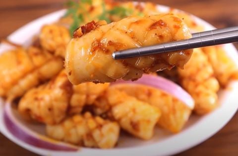 Cách làm Mực xào sa tế thơm ngon cay nồng chiêu đãi cả nhà