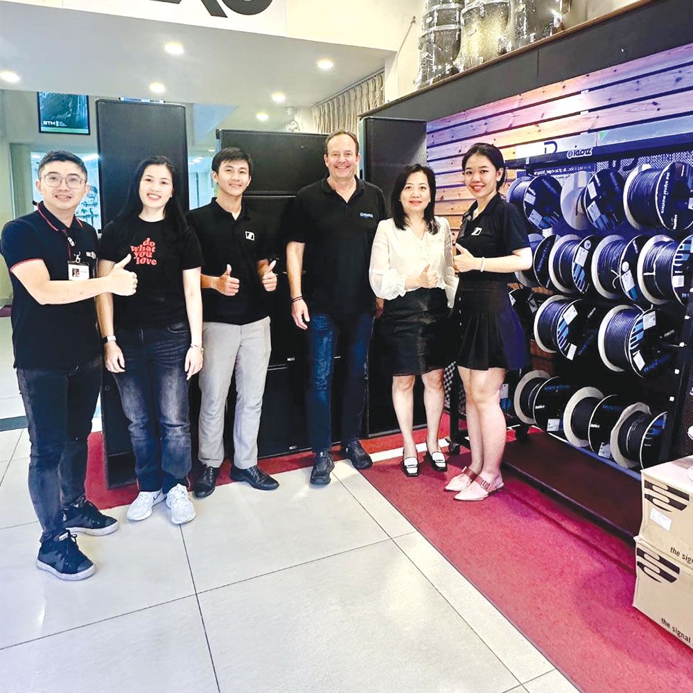 G.MUSIC CHÀO ĐÓN NGÀI FREDERIC KROMBERG ĐẾN TỪ KLOTZ AIS