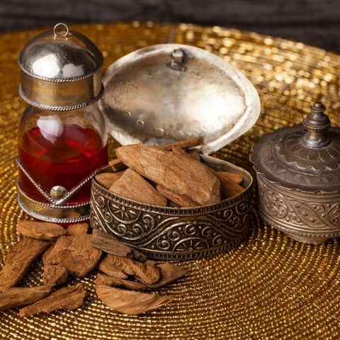 Nên Đốt Trầm Hương Khi Nào? Hướng Dẫn Thời Điểm Tốt Nhất Để Sử Dụng Trầm Hương