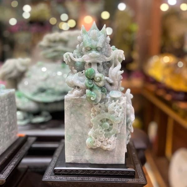 Ấn Rồng Ngọc Phỉ Thúy Mẫu 2