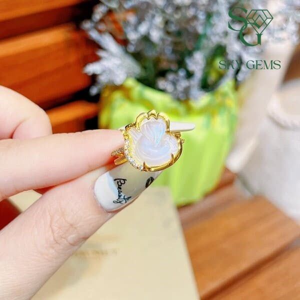 Nhẫn hồ ly đá mặt trăng Moonstone bọc vàng