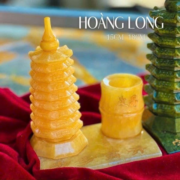 Tháp văn xương ngọc hoàng long, kèm ống đựng bút