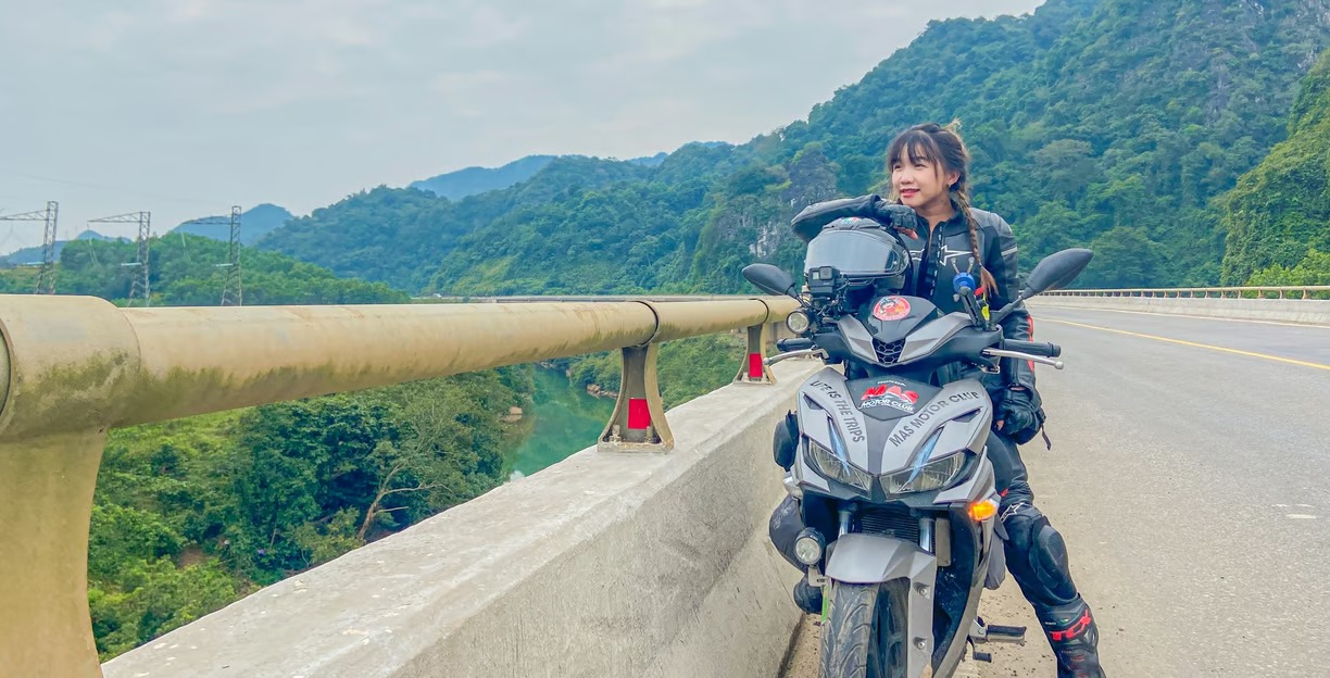 Tham gia Tour 24 giờ cùng nữ biker Thiên Thư