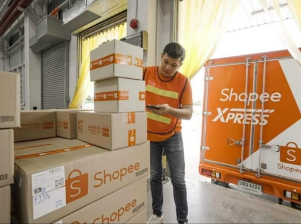 Kho Xuyên Á SOC ở đâu? Bao lâu thì nhận được hàng?