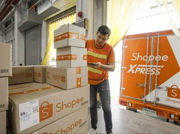 Kho Xuyên Á SOC ở đâu? Bao lâu thì nhận được hàng?