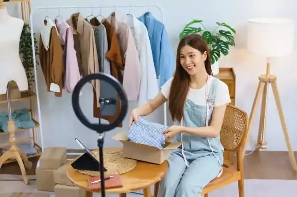 Bật mí cách lên kịch bản livestream hút khách chốt đơn ào ào