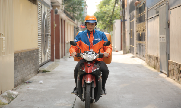 Thời gian giao hàng chuyển phát nhanh bao lâu nhận được?