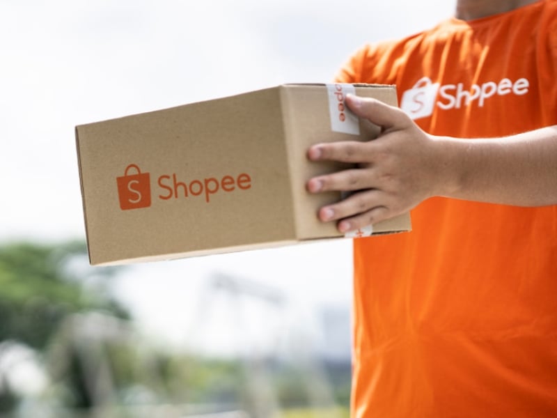Shopee có giao hàng chủ nhật không? Lịch làm việc chi tiết