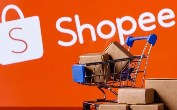 Bán hàng Shopee có phải đóng thuế không? Quy định thuế 2025