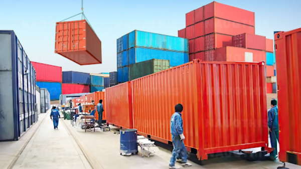 Dịch vụ Door to Door trong xuất nhập khẩu gồm bốc dỡ hàng hóa
