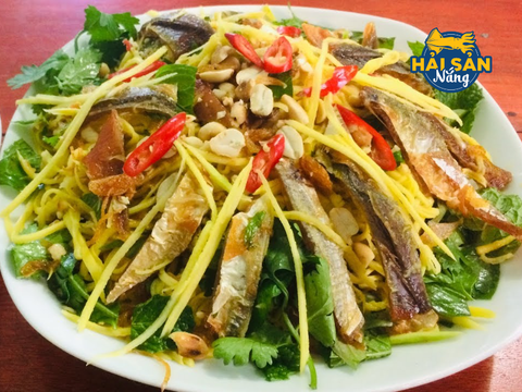 Cách làm gỏi xoài khô với cá chỉ vàng thơm ngon, lạ miệng