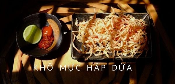kho-muc-hap-nuoc-dua-thom-ngon (2)