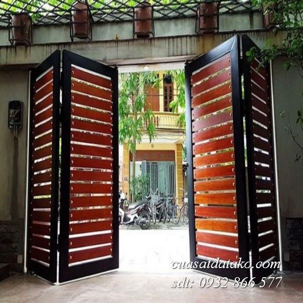 cửa cổng xếp gấpsơn màu giả gỗ