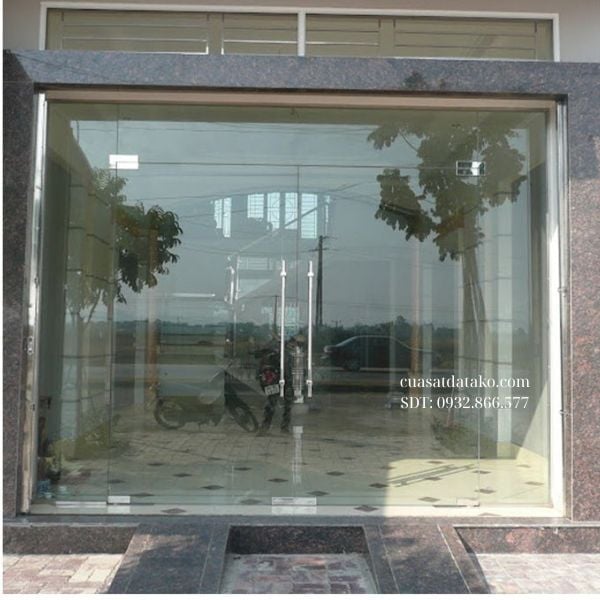 cửa kính cường lực 2 cánh đẹp
