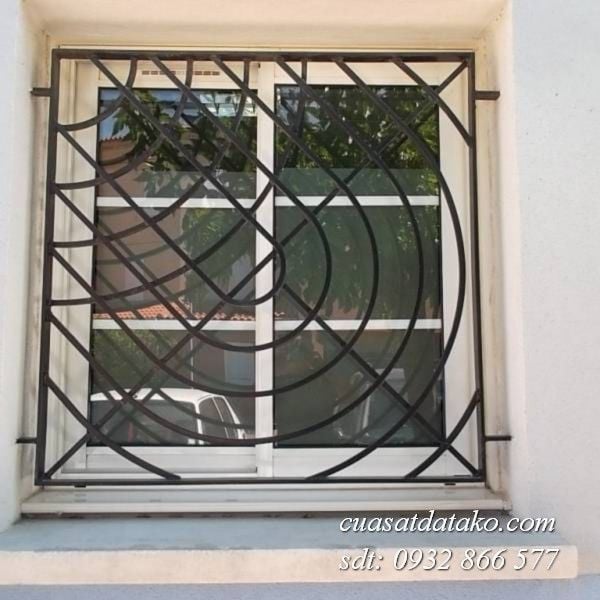 khung bảo vệ cửa sổ mỹ thuật hình mạng nhện