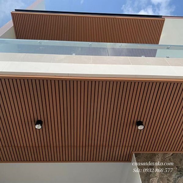 trần gỗ nhựa giả gỗ lam sóng đẹp