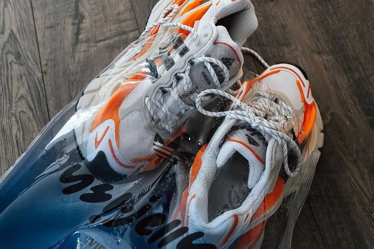 adidas x Pharrell Williams Adistar Jellyfish - Chunky Sneaker Thế Hệ Mới?