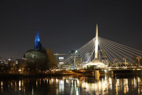 MANITOBA MỜI NHIỀU LAO ĐỘNG CÓ TAY NGHỀ NỘP ĐƠN XIN ĐỀ CỬ CỦA TỈNH