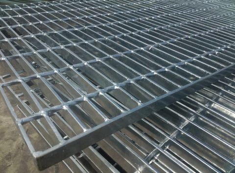 Bảng giá tấm sàn grating mạ kẽm tại quận 1 mới nhất