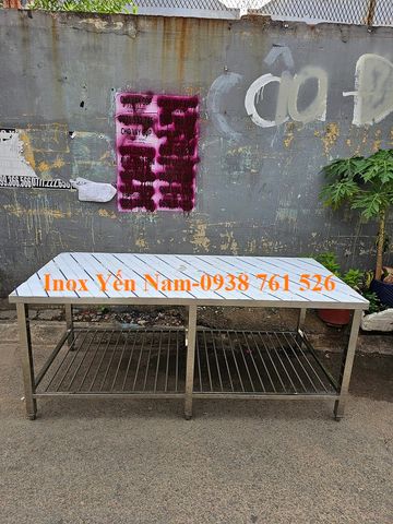 Bàn inox- Lựa chọn hoàn hảo cho không gian bếp