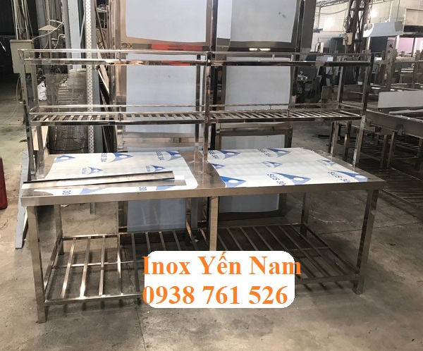 Làm thế nào để chăm sóc và bảo quản bàn inox để tăng tuổi thọ?