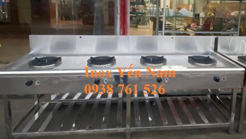 Bếp á 4 họng: Sự chọn lựa của đầu bếp tin dùng