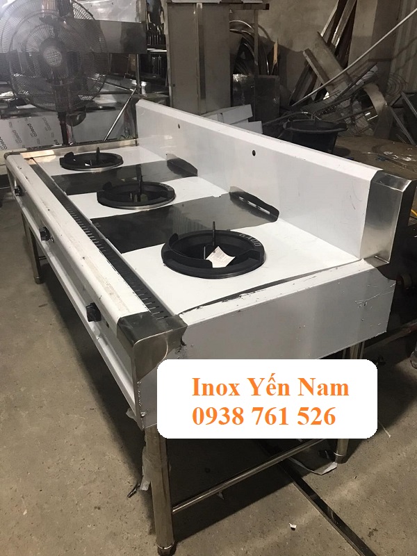 Bếp á công nghiệp - Đầu tư thông minh cho nhà hàng