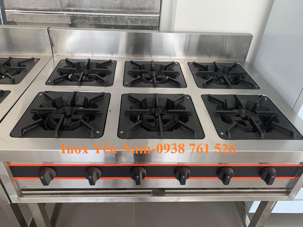 Bếp âu 6 họng: Điểm tựa cho sự sáng tạo trong nấu ăn