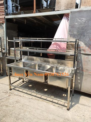 Tại sao nên sử dụng chậu rửa công nghiệp 3 hộc?