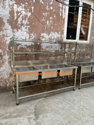 Chậu rửa công nghiệp 3 hộc - Sự lựa chọn hàng đầu cho doanh nghiệp